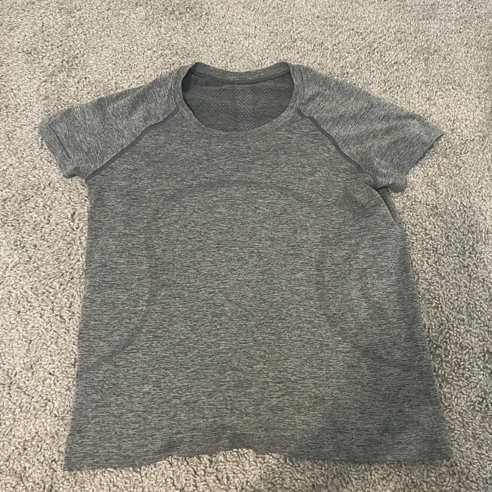 Lululemon swiftly tech short sleeve shirt